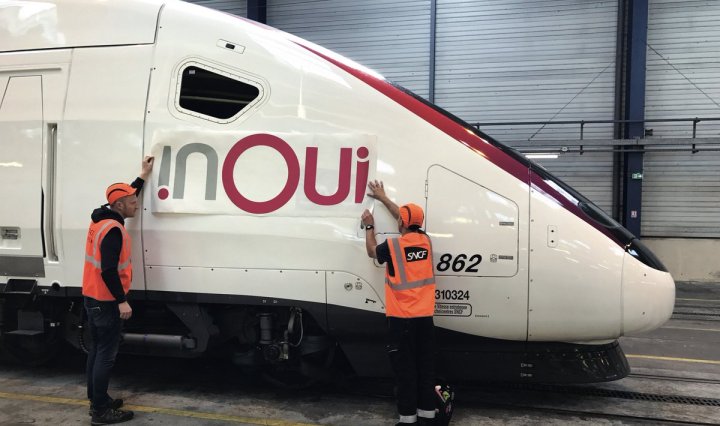 INOUI appliqué sur les rames de TGV SNCF