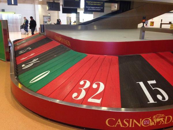 Casino-di-Venezia-street-marketing-Aeroport